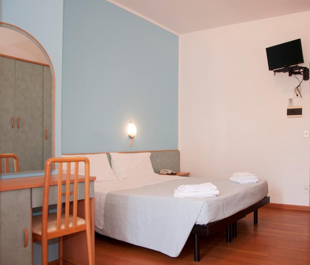Hotel Rugantino Cesenatico Luaran gambar