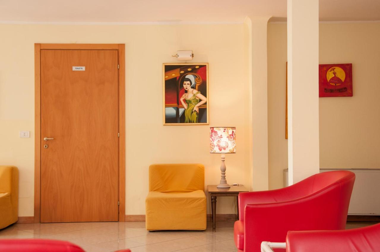 Hotel Rugantino Cesenatico Luaran gambar