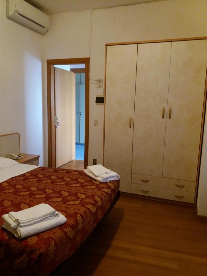 Hotel Rugantino Cesenatico Luaran gambar